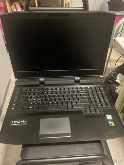 Nadčasový herní notebook HP Omen 17 - 2