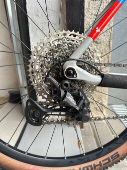 Cube reaction c:62 pro Carbon - 2