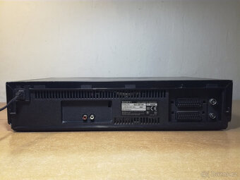 Videorekordér Sony SLV-SX710 - 2