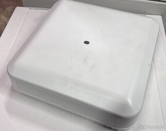 7x Cisco AP + Controller - 2