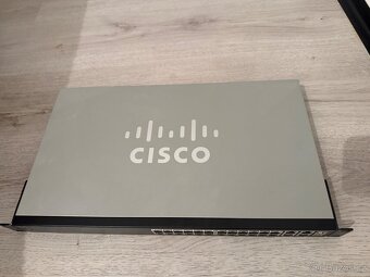 Cisco switch SF300-24 - 2