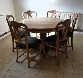 Stůl a 6 židlí, dub - 2