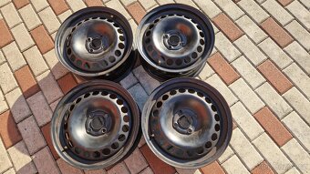 Disky 15" 4x100 ET39 jako nové - 2