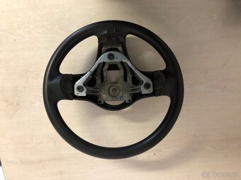 Volant Mitsubishi Colt - 2
