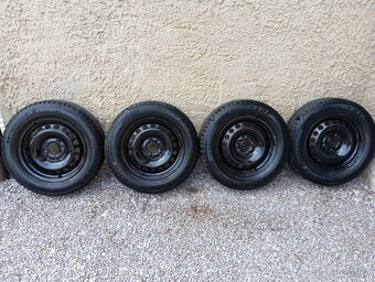 Kola Dunlop 195/65 R 15.Disk 6JX-15 H2 - 2