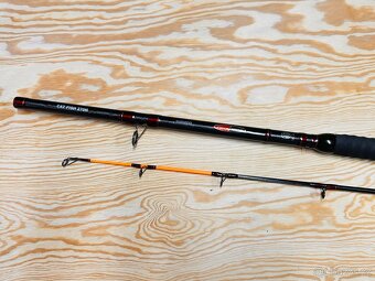 SUMCOVÝ / MOŘSKÝ PRUT SHIMANO FORCEMASTER CAT FISH / 2,70 m - 2