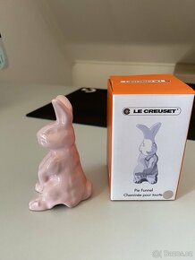 Le Creuset Pie Bunny - 2