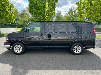 Chevrolet Express 4x4, rok 2013, 5.3 V8, 8 míst, 1.majitel - 2