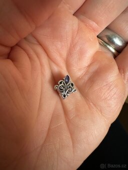 Ornament s fialovým kamenem přívěsek na Pandora náramek - 2
