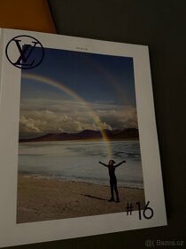Louis Vuitton The Book #16 - 2