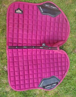 Vínová skoková dečka Lemieux Loire Satin Memory Pad - 2