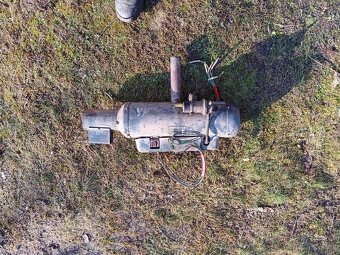 Prodám Nezávislé topení, bufík, benzin 12V - 2