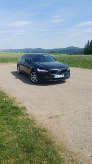 Volvo S90 - 2