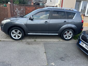 Peugeot 4007, 2.2 HDI - 2