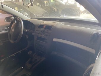 Škoda Fabia2 barva 1026 ,r.v.2008 - 2