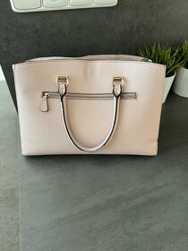Ruzova kabelka guess - 2