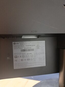 LG monitor - 2