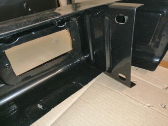 Nárazník Suzuki Samurai. - 2