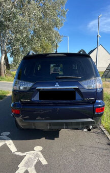 Mitsubishi Outlander 2.4 Instyle NAVI CVT - 2
