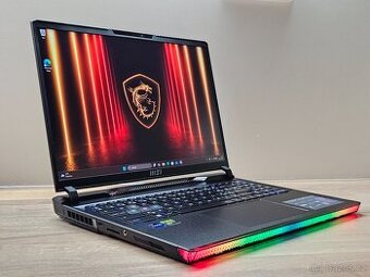 RTX 4070 8GB_MSI RAIDER GE68HX_i9-13950HX_32GB_4K UHD 16" - 2