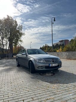 Mercedes-Benz W204 C280 4Matic - 2