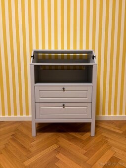 Přebalovací pult IKEA - 2