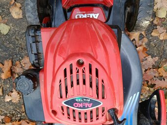 Prodám zachovalou sekačku - 2