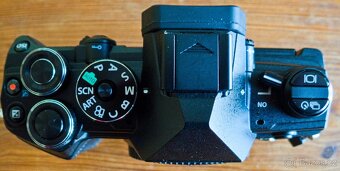 Bezzrcadlovka OM SYSTEM 5 - 2