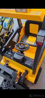 Dětské elektrické auto Hecht - 2