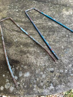 Držák zástěry pod nádrž jawa pionýr - 2