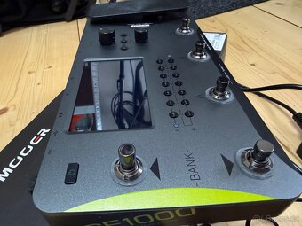Kytarový multiefekt Mooer GE1000 - 2