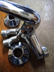 PRODÁM SPRCHOVOU BATERII - 2