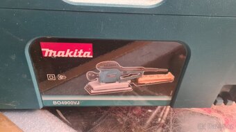 Vibracni bruska Makita - 2