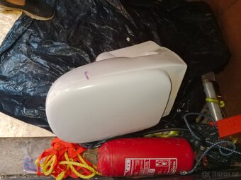 Závěsné WC s prkynkem - 2