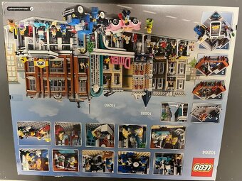 LEGO 10264 - 2
