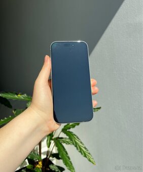 iPhone 15 128 GB zelený - 2