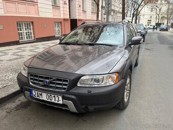 VOLVO XC70 - 2