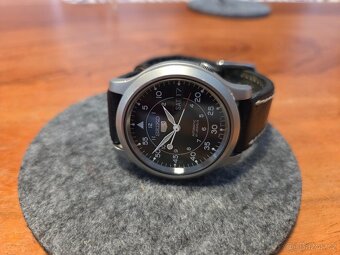 SEIKO 5 Automatické - 2