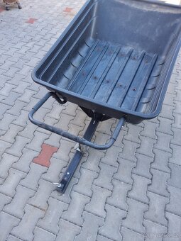 Vozík k zahradnímu traktůrku - 2