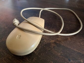 Apple Macintosh Desktop Bus Mouse II - 2