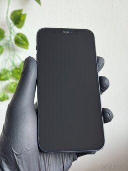 iPhone 12 64GB černý - 100% baterie - 2