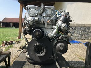 Motor Mercedes-Benz M 110.984 (985) – 2.8 R6 - 2