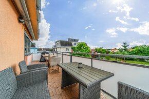 moderní byt 4+kk v privátním komplexu - ul.Domanovická,Praha - 2