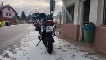 Triumph Tiger 900 - 2