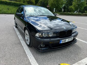 BMW 528i sedan předfaclift - 2