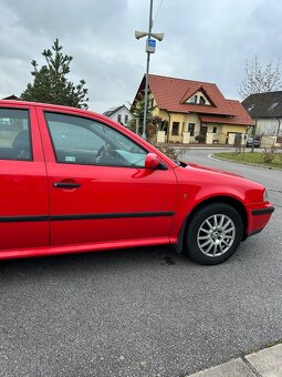 Škoda Octavia 1.6 GLX 74Kw - 2