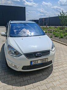 Ford Galaxy 2.2 TDCi 147kW Aut. / ALU 17'' / 7 míst / tažné/ - 2