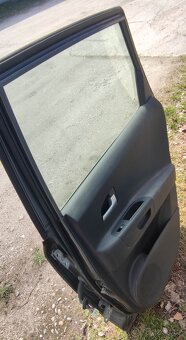 Kia Ceed SW dvere zadní prave - 2