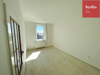 Pronájem bytu 2+1 50 m² - 2