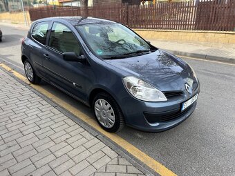 Renault Clio - 2